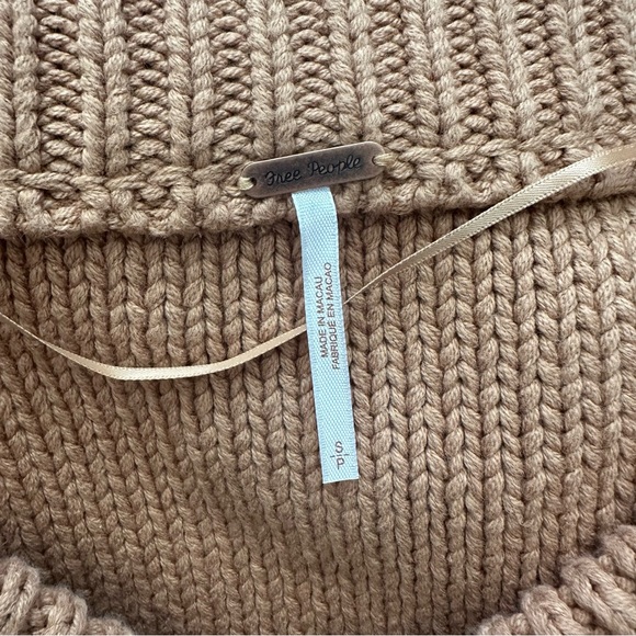 Free People Alli Oversized Sweater - Picture 7 of 8